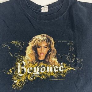 Beyoncé Graphic Tee - 2007 World Tour, Black, Size Small
